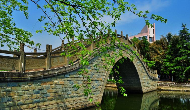 �ɶ���W(xu��)��ô����һ����ֵ���φ������ƌ��I(y��)����Щ��